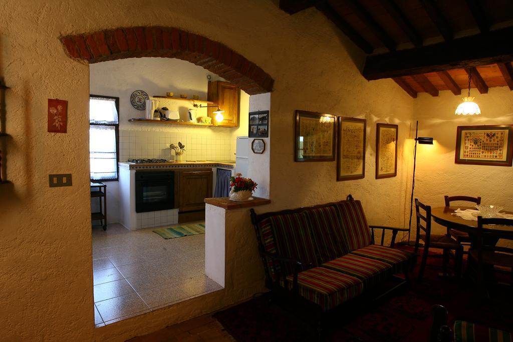 Podere Il Giurato Fauglia Pokoj fotografie